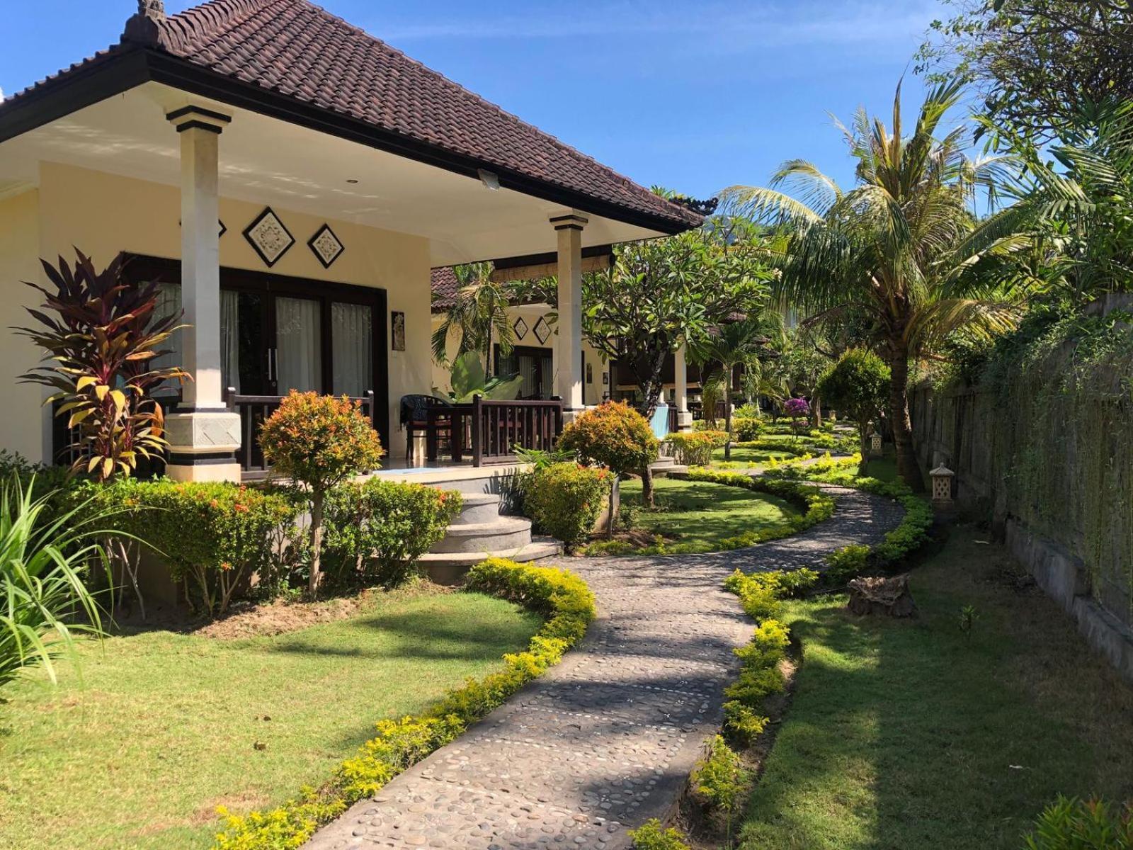 Bintang Beach Villa Amed Екстериор снимка
