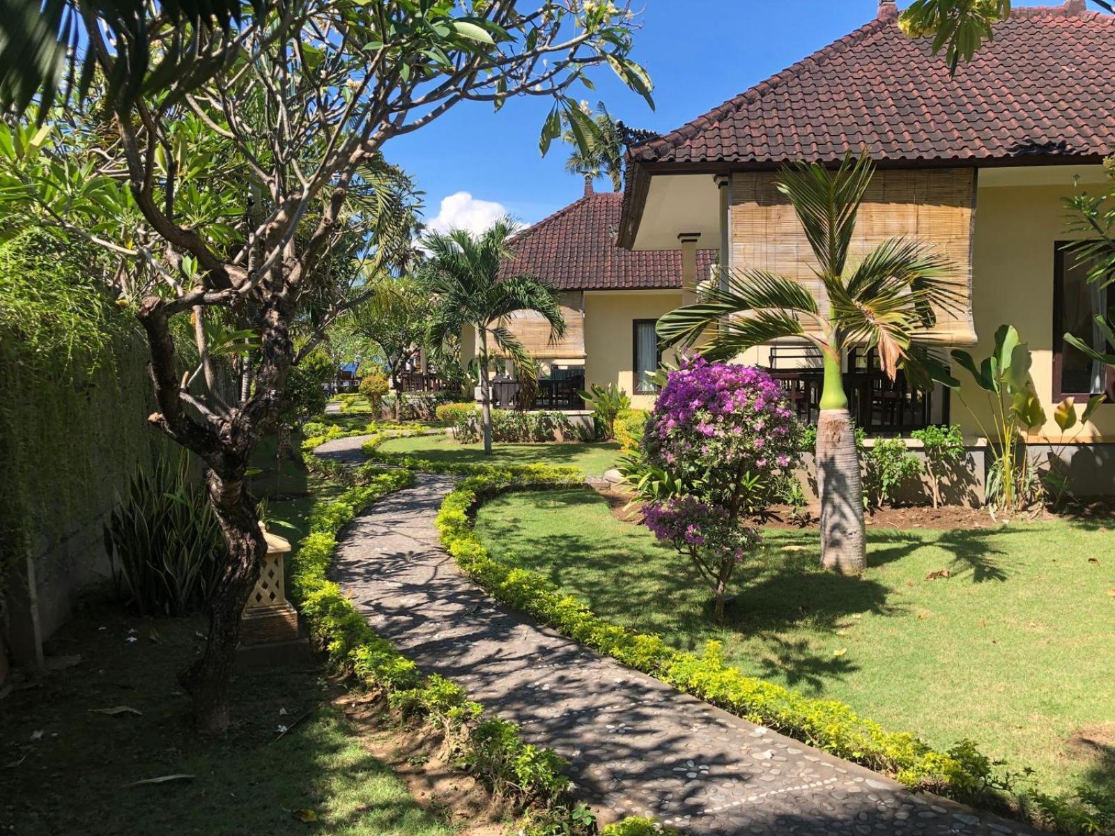Bintang Beach Villa Amed Екстериор снимка