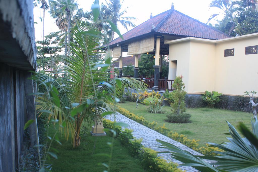 Bintang Beach Villa Amed Екстериор снимка